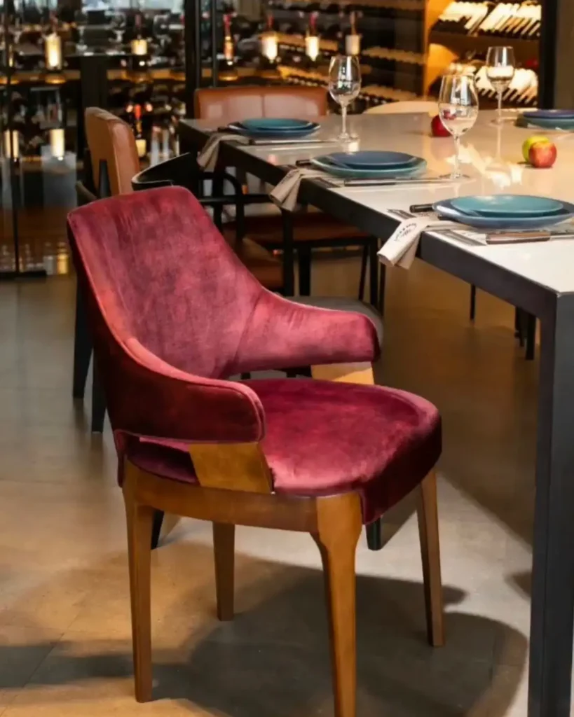 TINTO meats & wines - Wine Cellar