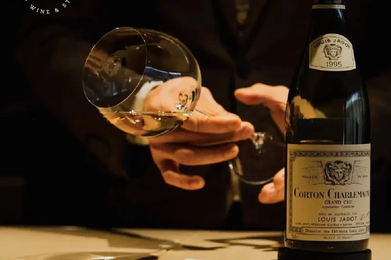 TINTO carnes & vinos - Distribuidores para BOLIVIA de RIEDEL